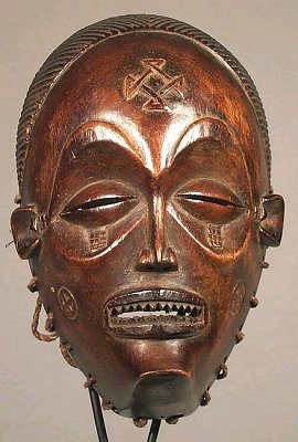 Tchokwe African Mask